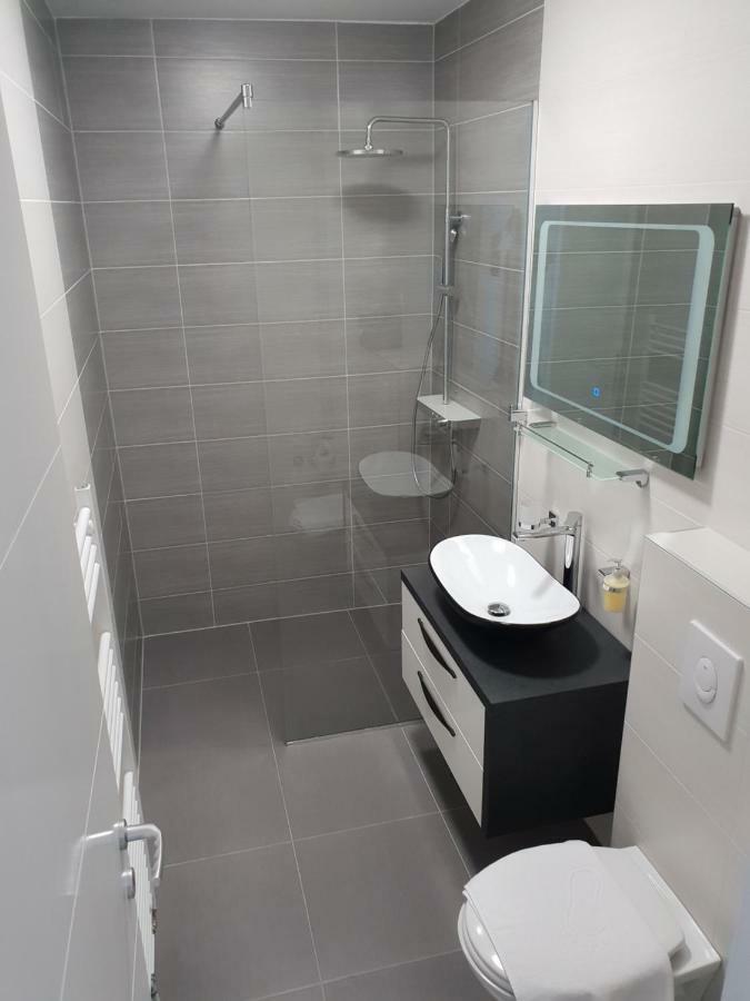 Apartmani Marija Baška Voda Eksteriør billede